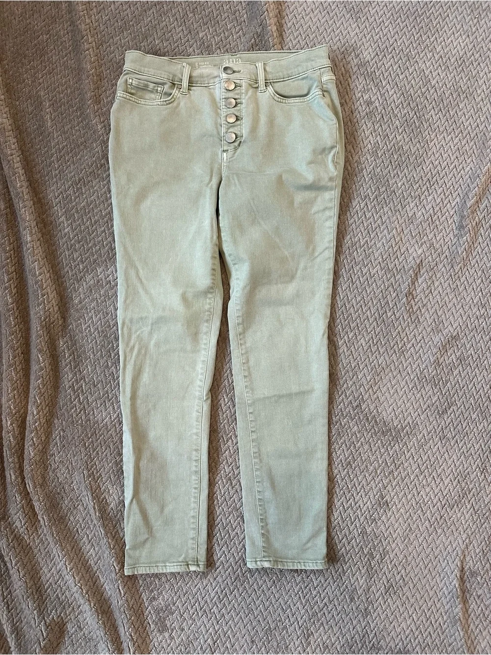 A.N.A High-Rise Button-Fly Women’s Jeans in Sage Green